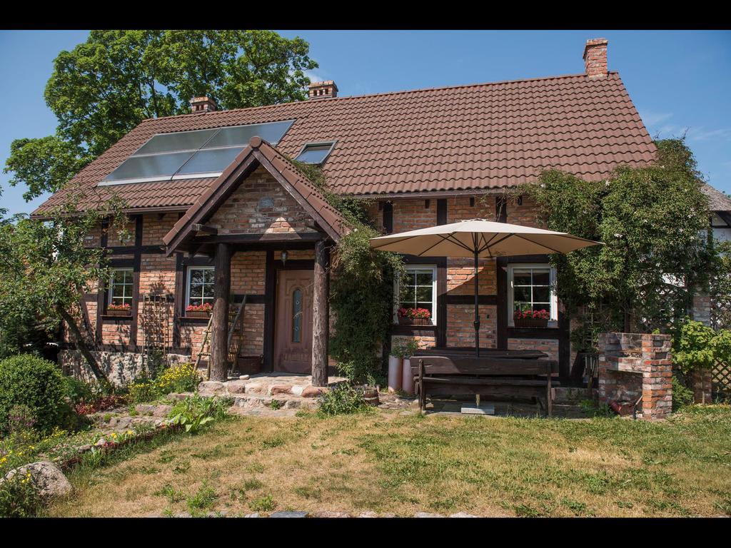 Zagroda U Macieja Ustka Exteriör bild